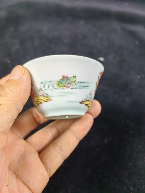 古玩陶瓷廣琺瑯花鳥紋杯拍賣,當前價格10000元