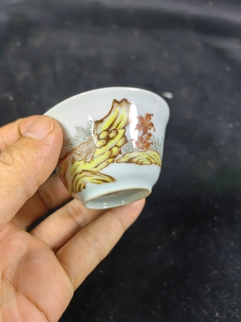 古玩陶瓷廣琺瑯花鳥紋杯拍賣,當前價格10000元