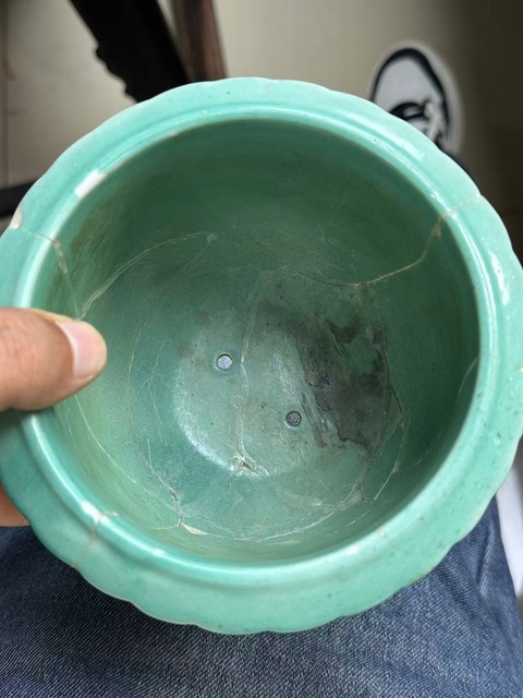 古玩陶瓷黃地粉彩福壽紋花盆真品鑒賞圖