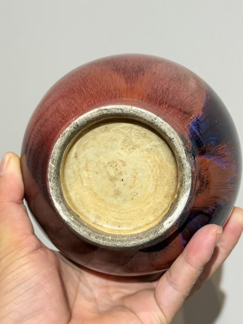 古玩陶瓷紅釉瓶真品鑒賞圖