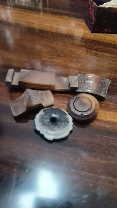 古玩玉器做舊仿古“玉劍具”真品鑒賞圖