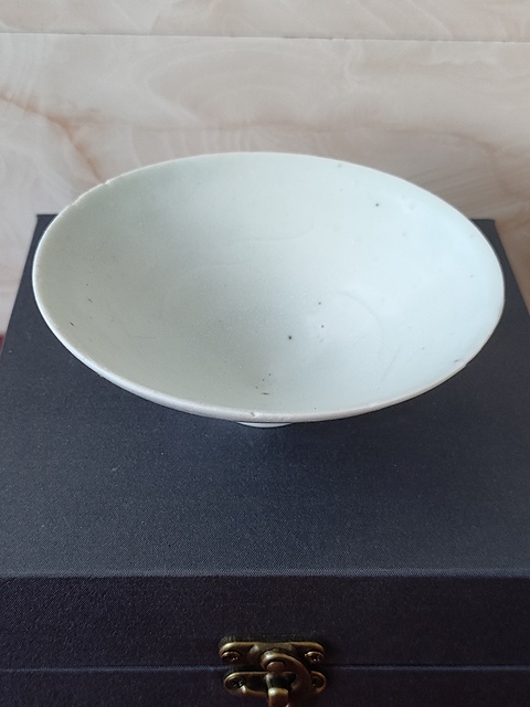 古玩陶瓷青白釉刻花斗笠盞拍賣,當前價格1800元