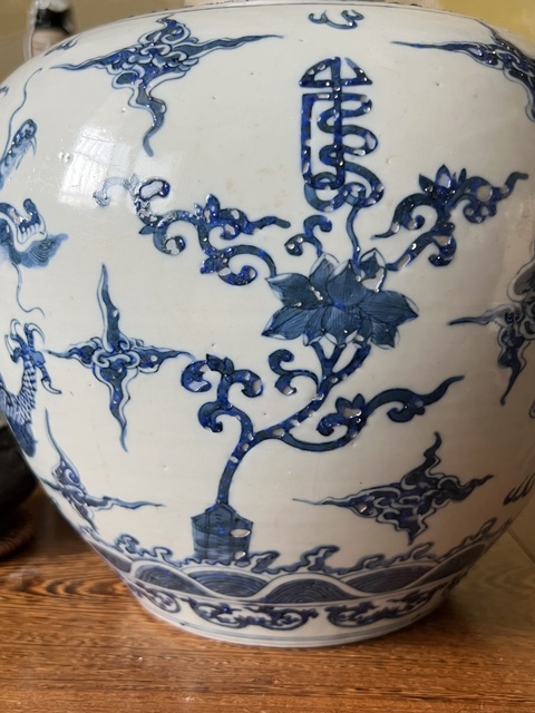 古玩陶瓷青花雙龍穿花紋罐真品鑒賞圖