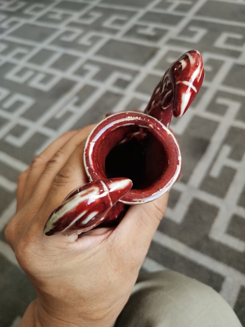 古玩陶瓷紅釉雙鳳紋瓶真品鑒賞圖