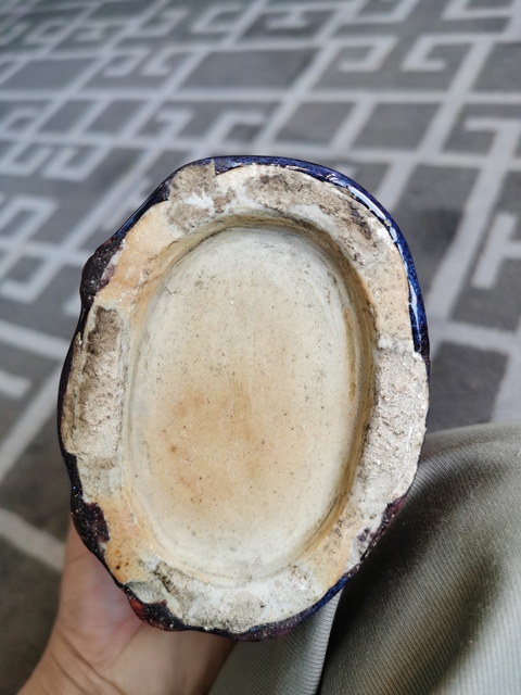 古玩陶瓷紅釉雙鳳紋瓶真品鑒賞圖