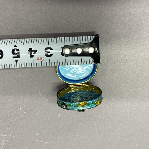 古玩陶瓷福壽紋蓋盒真品鑒賞圖