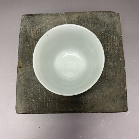 古玩陶瓷花卉紋青花杯真品鑒賞圖