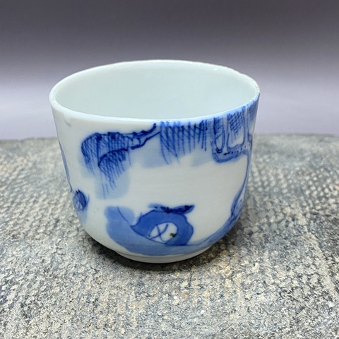 古玩陶瓷清晚期·柳下雙駿·青花杯拍賣,當前價格1900元