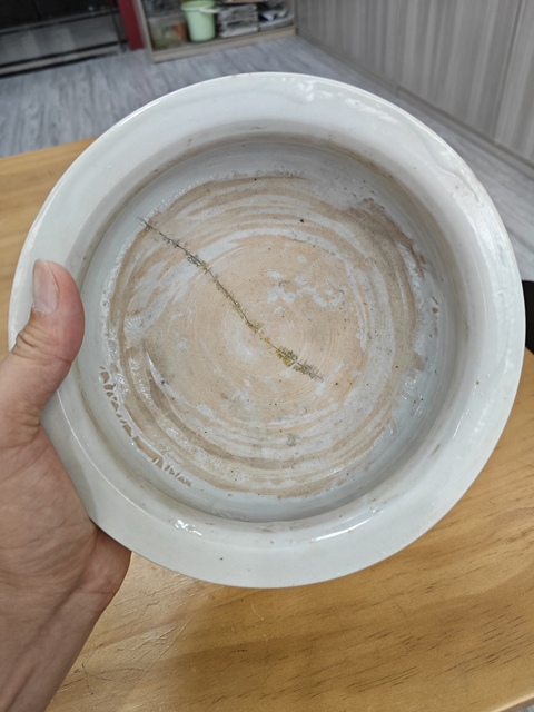 古玩陶瓷德化窯青花山水紋三足香爐真品鑒賞圖