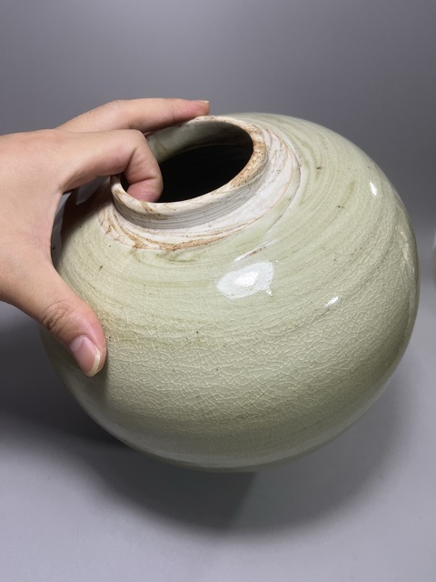 古玩陶瓷日本江戶仿龍泉青釉罐真品鑒賞圖