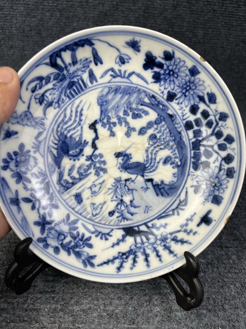 古玩陶瓷花鳥紋青花盤真品鑒賞圖