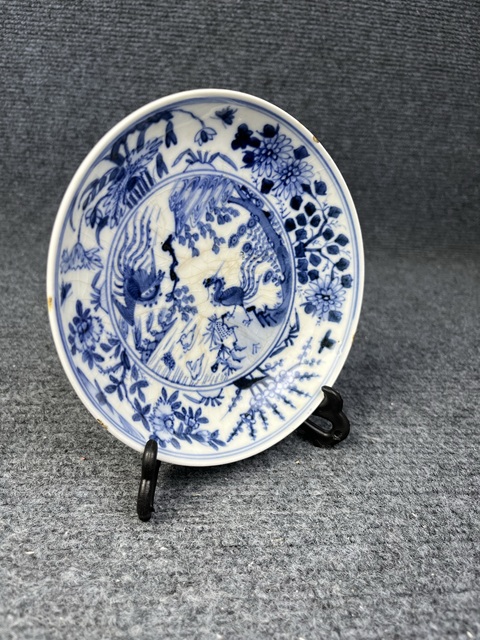 古玩陶瓷花鳥紋青花盤真品鑒賞圖