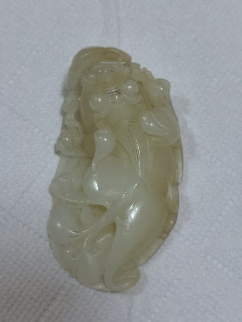 古玩玉器和田玉雕“貔貅”掛件真品鑒賞圖