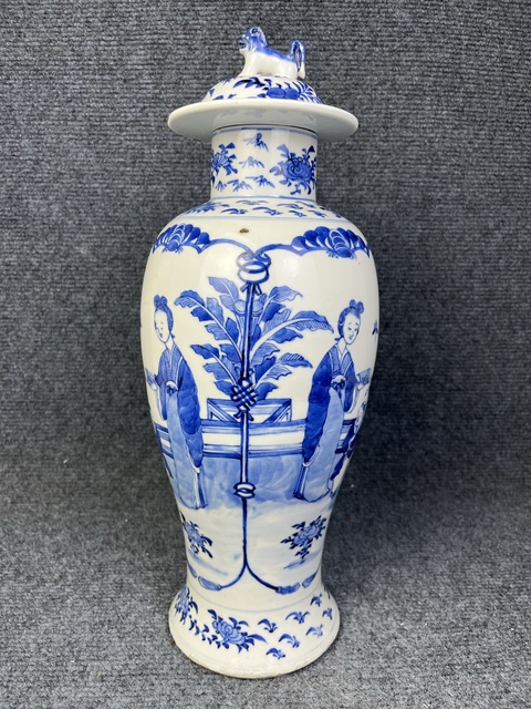 古玩陶瓷青花三娘教子紋大蓋瓶真品鑒賞圖