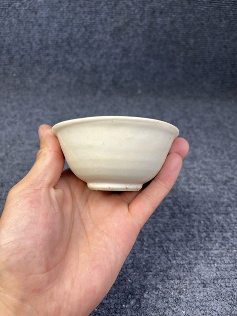 古玩陶瓷白釉茶圓拍賣，當前價格1588元