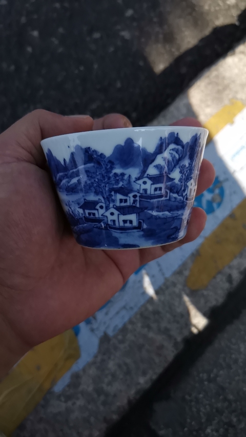 古玩陶瓷渭水投碧月嶗山入夢來青花杯真品鑒賞圖