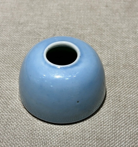 古玩陶瓷天藍釉水盂真品鑒賞圖