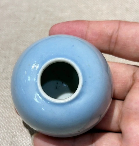 古玩陶瓷天藍釉水盂真品鑒賞圖