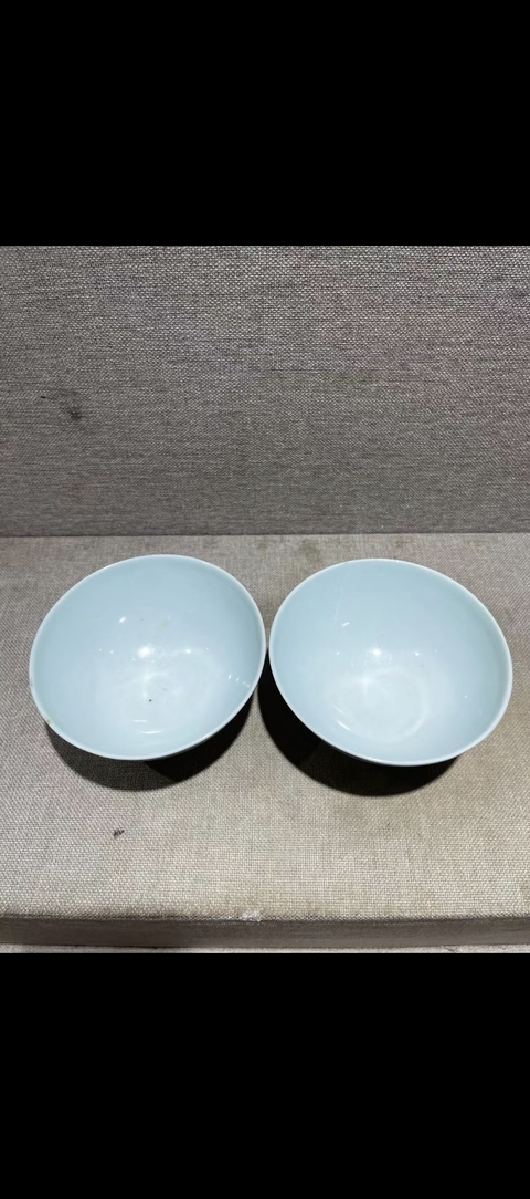 古玩陶瓷花卉紋青花碗真品鑒賞圖
