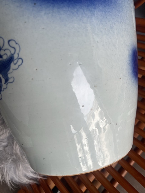古玩陶瓷青化吹藍蒼龍教子瓶真品鑒賞圖
