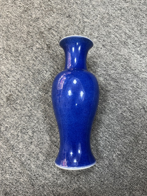 古玩陶瓷灑藍釉觀音瓶真品鑒賞圖