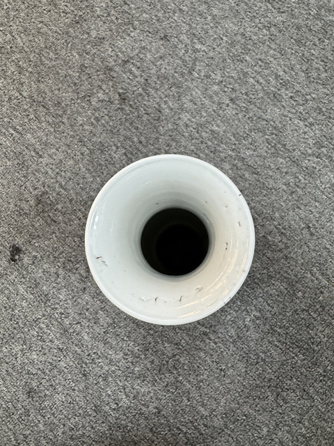 古玩陶瓷灑藍釉觀音瓶真品鑒賞圖