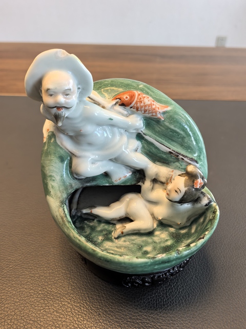 古玩陶瓷粉彩漁翁戲蚌精春宮筆洗拍賣,當前價格3980元