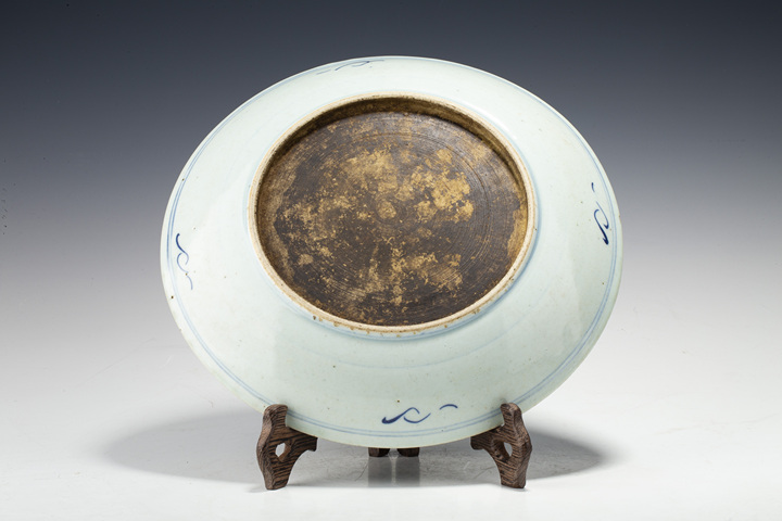 古玩陶瓷清中早·青花壽字紋盤(pán)拍賣(mài),當(dāng)前價(jià)格258元