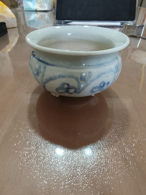 古玩陶瓷青花香爐真品鑒賞圖