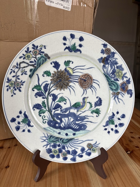 古玩陶瓷花鳥(niǎo)紋斗彩盤真品鑒賞圖