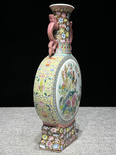 古玩陶瓷花鳥紋抱月瓶真品鑒賞圖