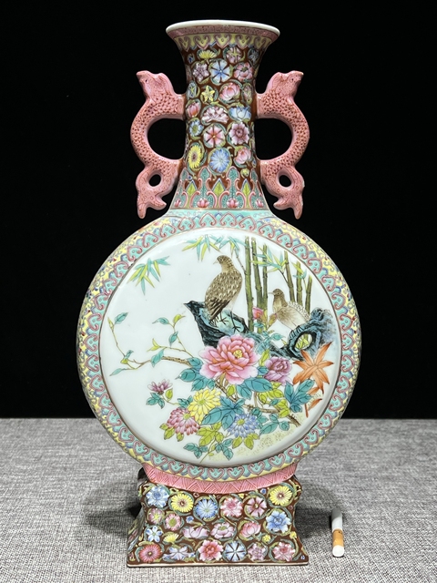 古玩陶瓷花鳥紋抱月瓶真品鑒賞圖