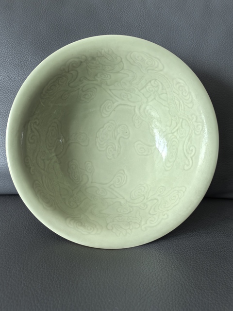 古玩陶瓷青釉暗刻云龍紋大碗拍賣，當前價格5500元