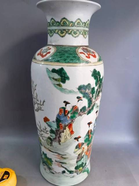 古玩陶瓷五彩人物棒槌瓶真品鑒賞圖