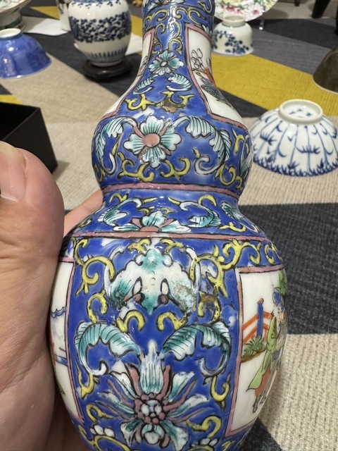 古玩陶瓷咸豐五彩人物故事紋葫蘆瓶真品鑒賞圖