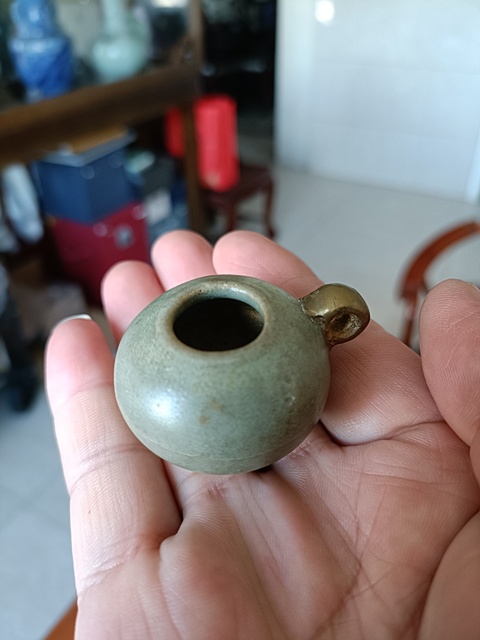 古玩陶瓷龍泉青瓷鳥(niǎo)食罐真品鑒賞圖