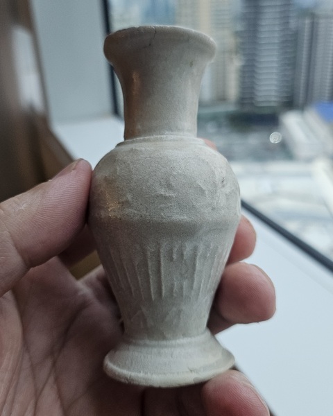 古玩陶瓷云市窯青白釉撇口瓶真品鑒賞圖