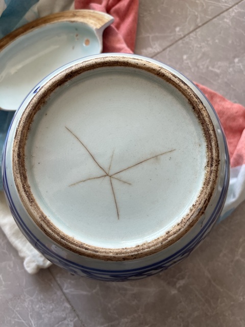 古玩陶瓷青花四系粥罐真品鑒賞圖