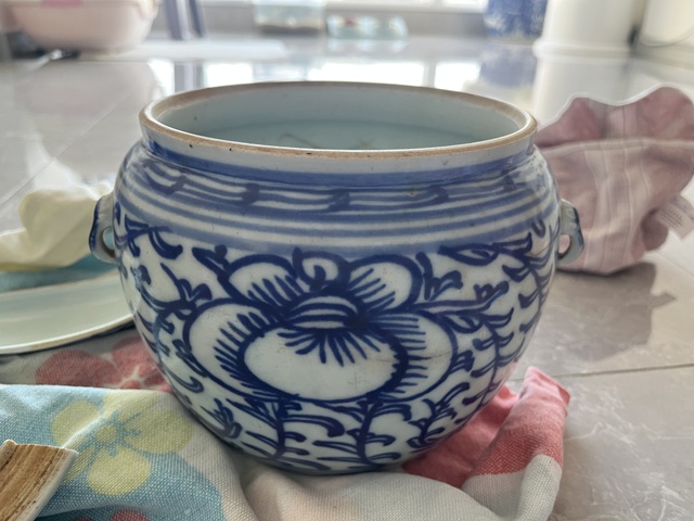 古玩陶瓷青花四系粥罐真品鑒賞圖