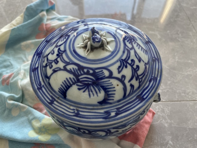 古玩陶瓷青花四系粥罐真品鑒賞圖