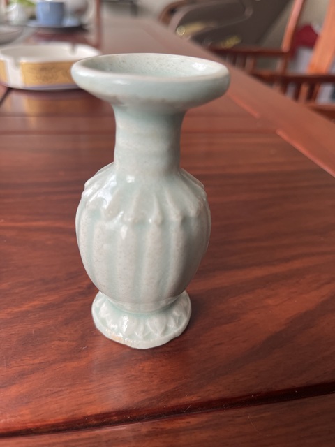 古玩陶瓷青白釉盤口瓶真品鑒賞圖