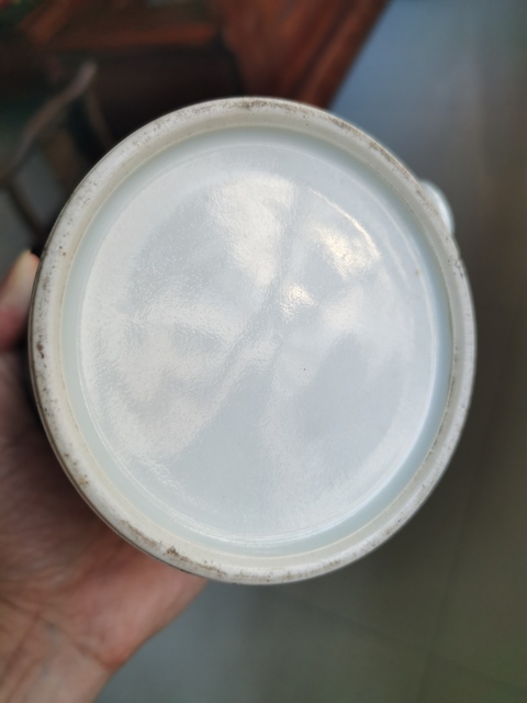古玩陶瓷博古圖執杯真品鑒賞圖