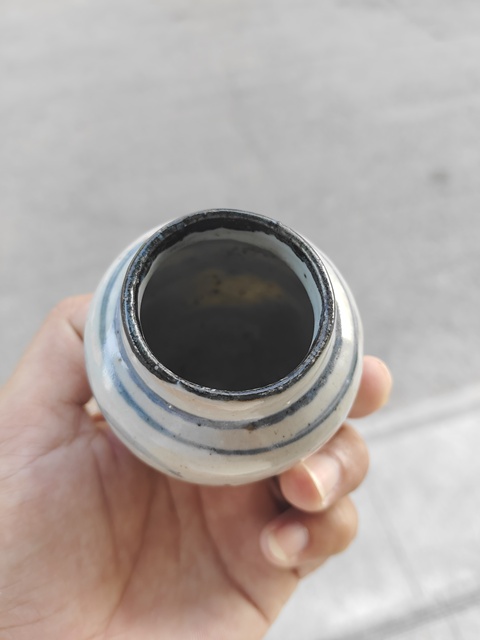 古玩陶瓷青花花卉紋罐真品鑒賞圖