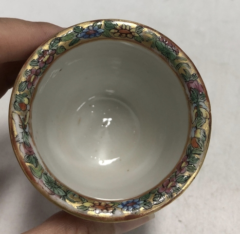古玩陶瓷清晚·廣彩人物故事紋蓋杯拍賣，當前價格2999元