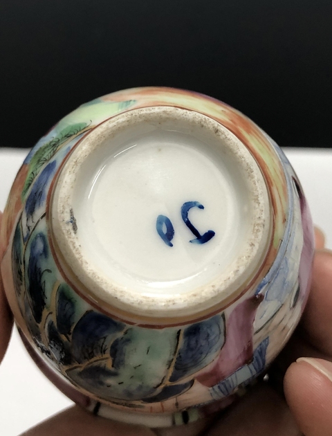 古玩陶瓷清晚·廣彩人物故事紋蓋杯拍賣，當前價格2999元