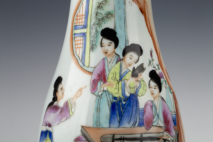 古玩陶瓷民國·粉彩仕女撫琴圖琵琶瓶真品鑒賞圖