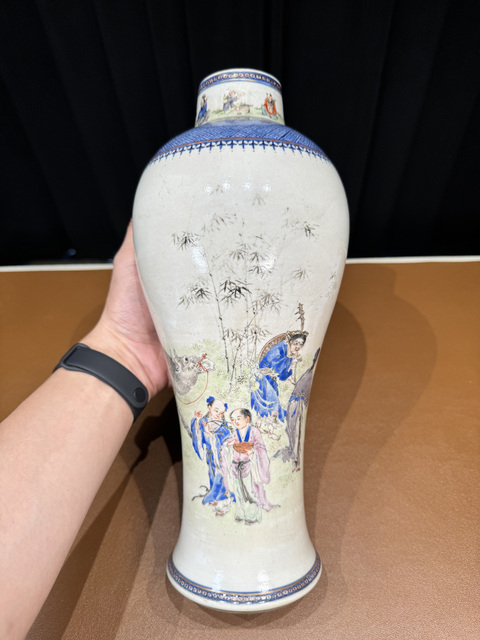 古玩陶瓷人物紋雞腿瓶真品鑒賞圖