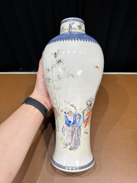 古玩陶瓷人物紋雞腿瓶真品鑒賞圖