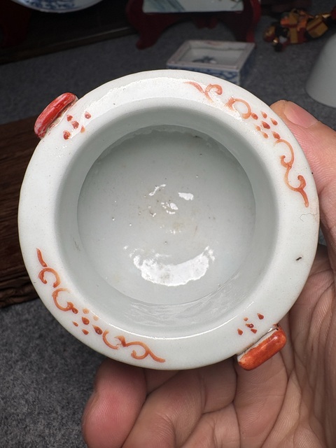 古玩陶瓷晚清紅綠彩龍紋香爐真品鑒賞圖