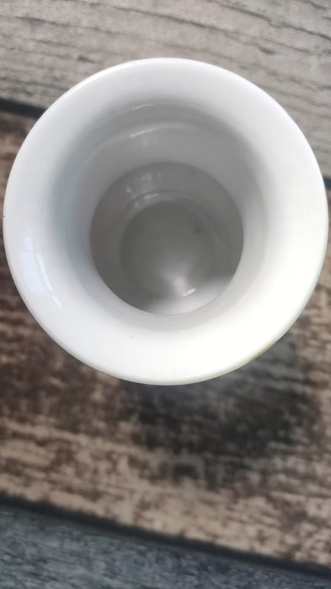 古玩陶瓷粉彩花卉紋渣斗真品鑒賞圖